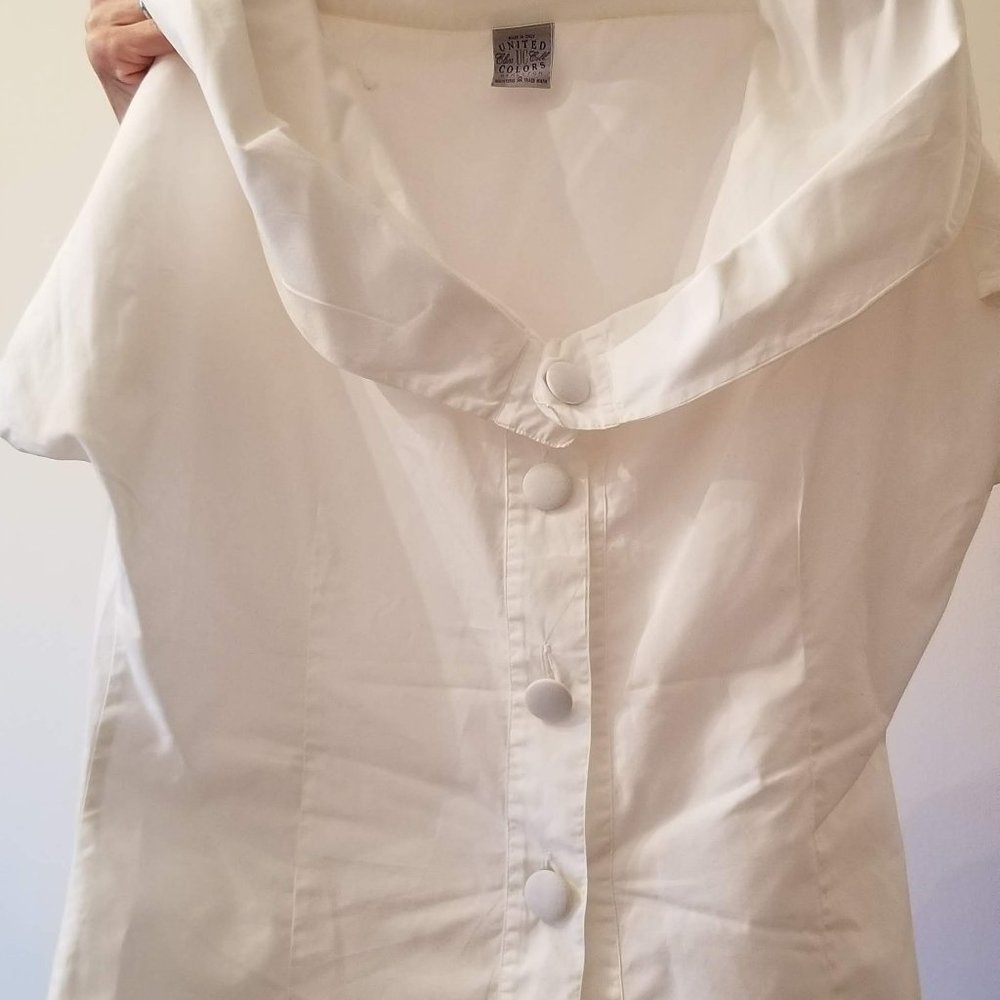 Benetton- Deep Boat Neck White Sleeveless Layered Collar Blouse - Picture 2 of 10
